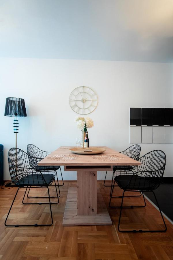 Lux Stan Na Dan Pozarevac Apartment Luaran gambar
