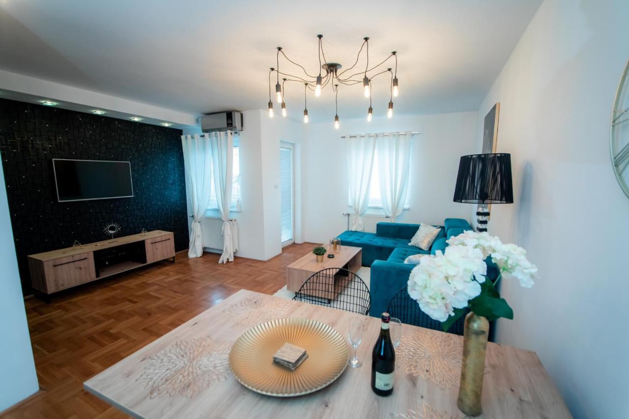 Lux Stan Na Dan Pozarevac Apartment Luaran gambar